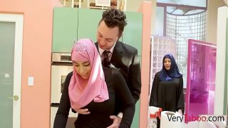 Arab Daughter In Hijab Fucks Father – Ella Knox