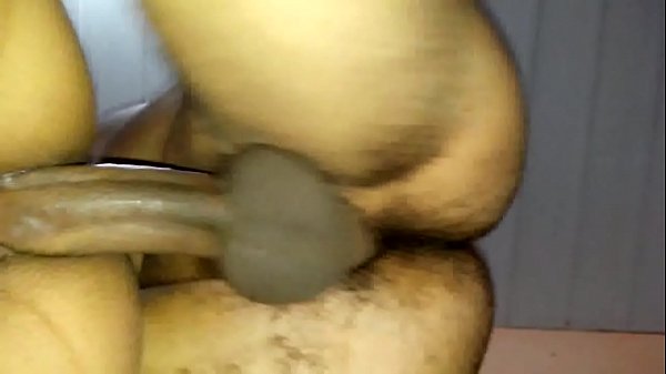 Socando o BUCETÃO da minha Esposa de Quatro